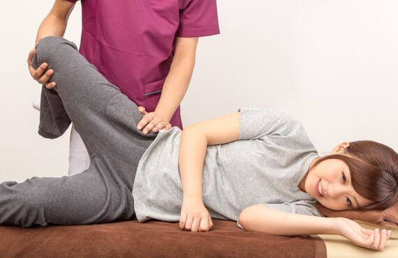 鶴ヶ島の接骨院では辛い股関節痛の症状を改善へと導く施術を行います